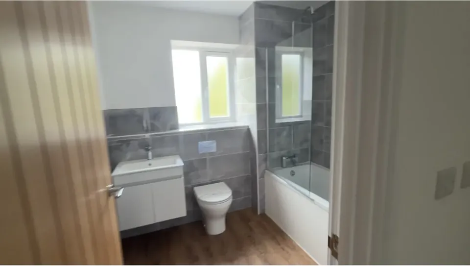Family bathroom, the bath and basin